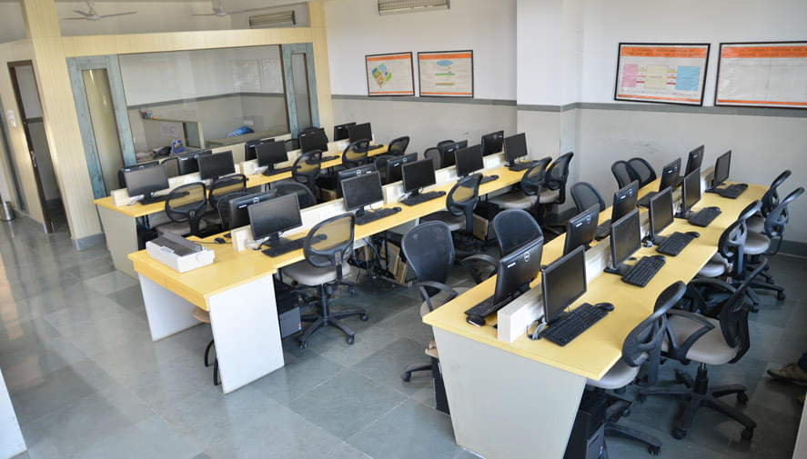 Sandip Polytechnic Nashik Laboratory (Information Department) photo 3